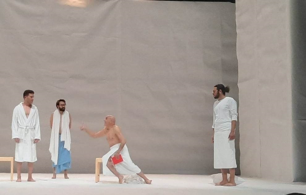 بقاعة الفن الرابع بالعاصمة : "كاليغولا2".. من التماس الواقع التونسي إلى مساءلة القيم الكونية